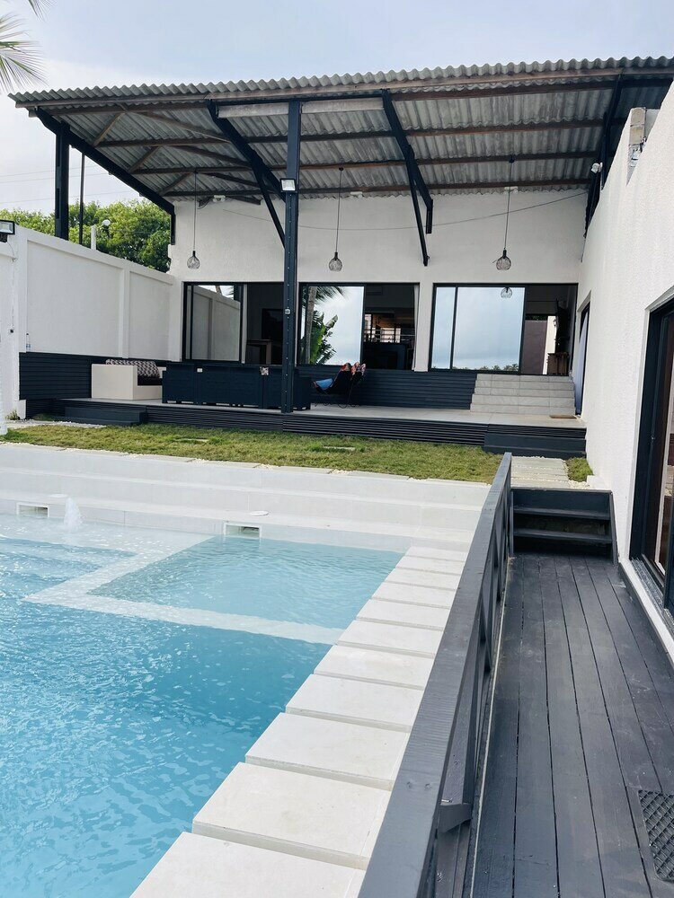 Фото Assine Magnifique Villa Avec Piscine