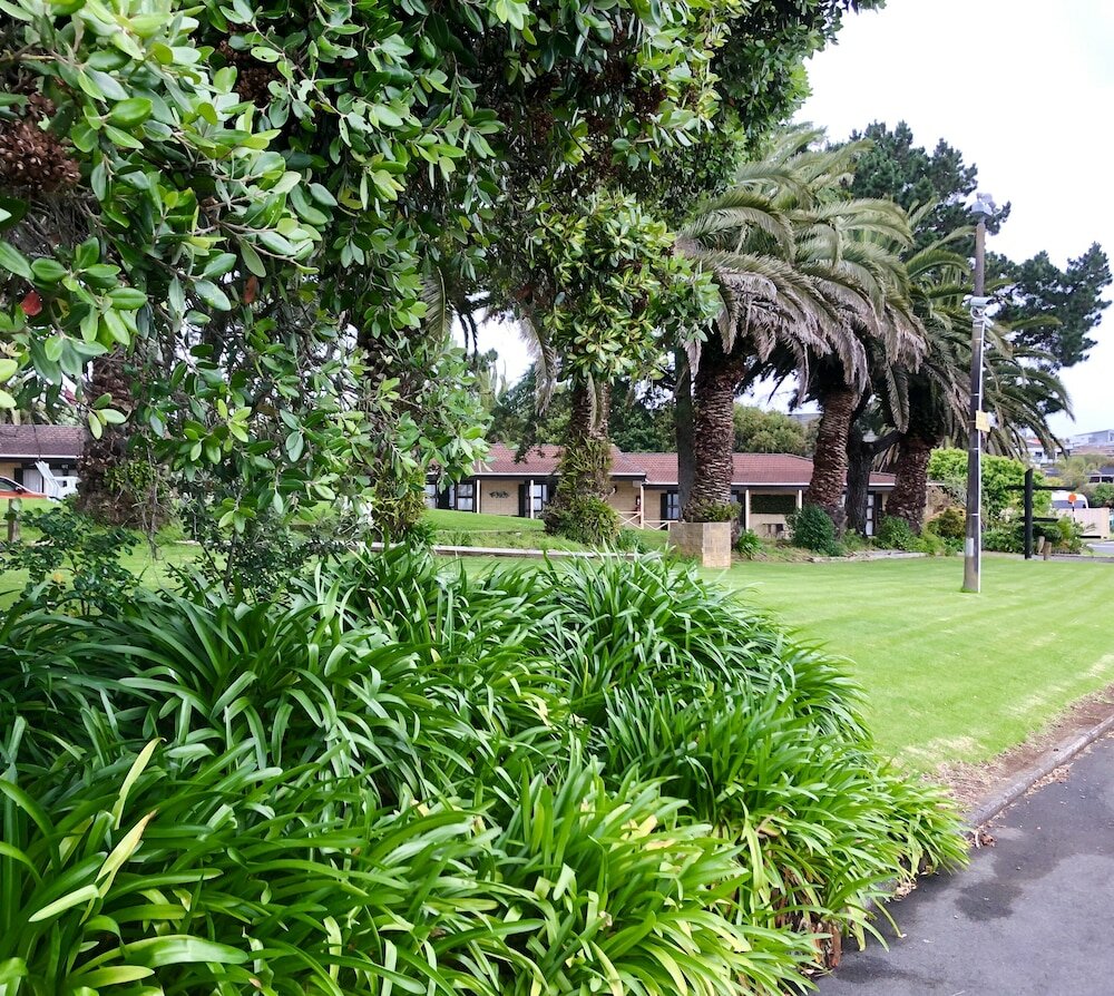 Фото Half Moon Bay Motel