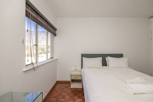 Гостиница Centrally Located 2 Bedroom Apartment in Cape Town в Кейптауне