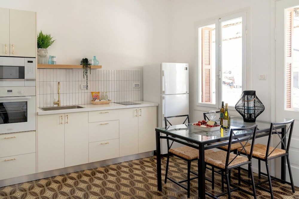 Фото Carmel Beach House by Berry Stays