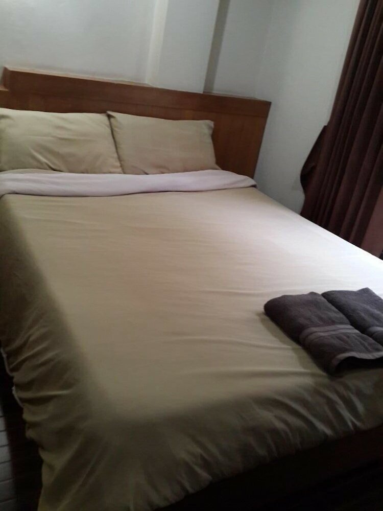 Фото White Orchid Inn II