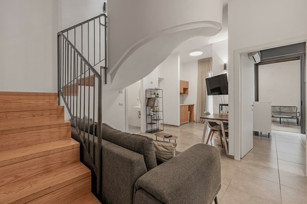 Фото OurPlace Rothschild Allenby by Tie