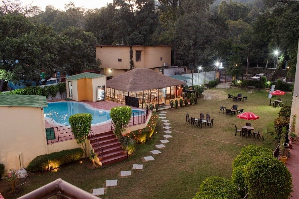 Фото отеля 1