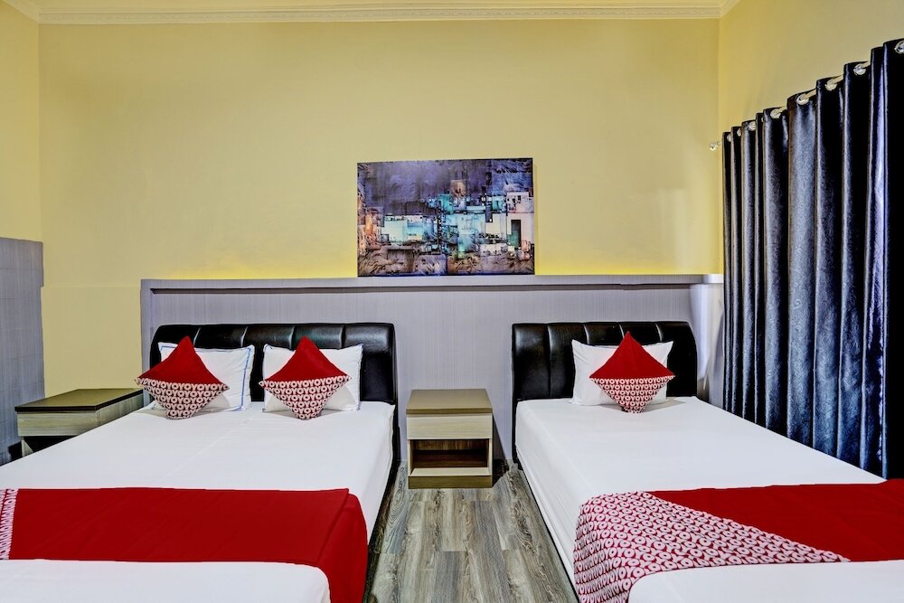 Фото Capital O 92162 Hotel Wisata Karya