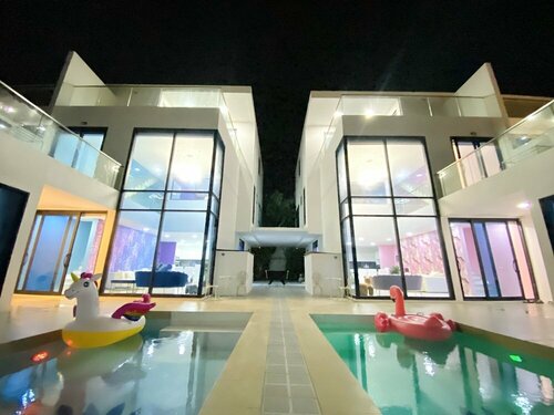 Гостиница Yizen VIP Luxury Palm Springs Villas в Паттайе