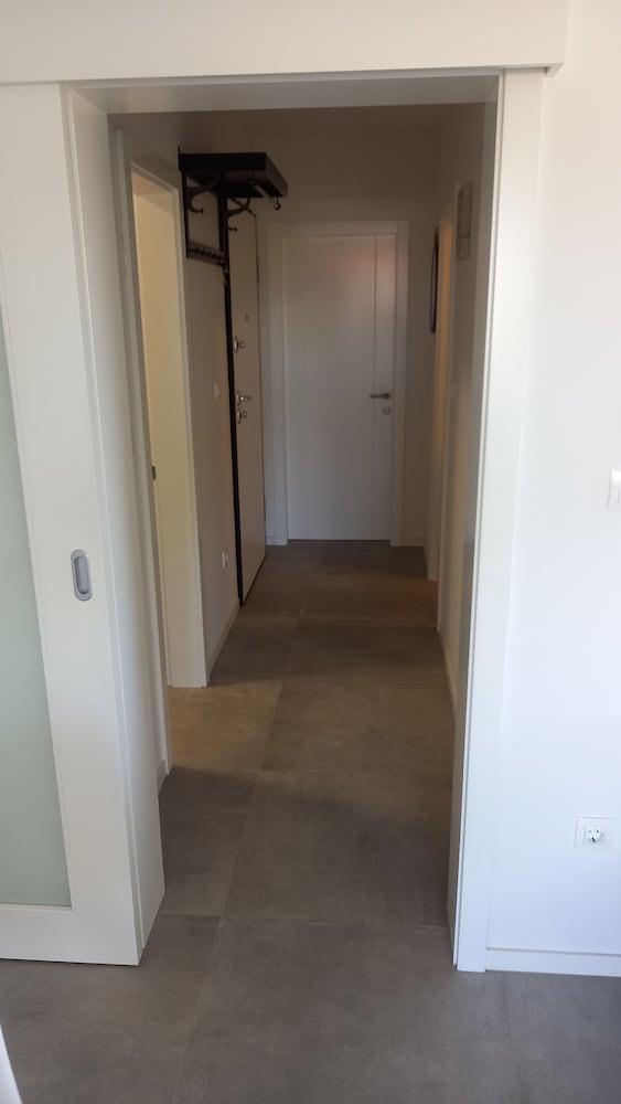 Фото Apartments Olive Garden 2