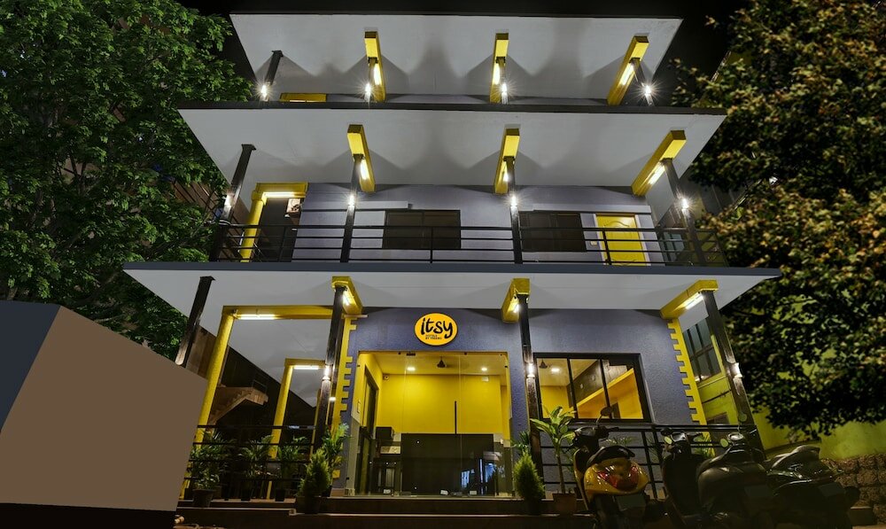 Фото отеля 1