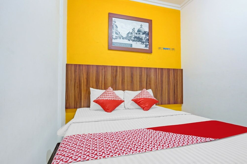 Фото Super Oyo 90426 Near Mall Ciputra 2