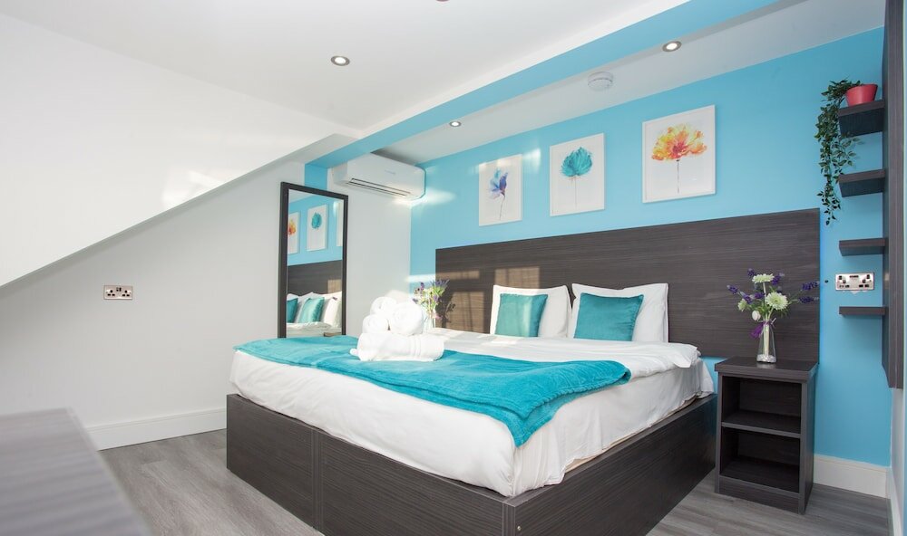 Фото Heathrow Windsor Studios and Rooms