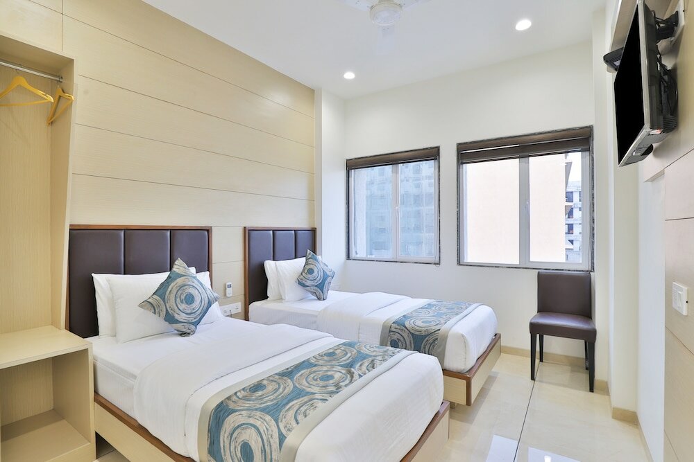 Фото Hotel Surat