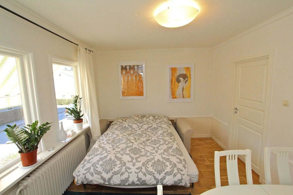 Фото The Sundeck-a romantic apt in Tallkrogen