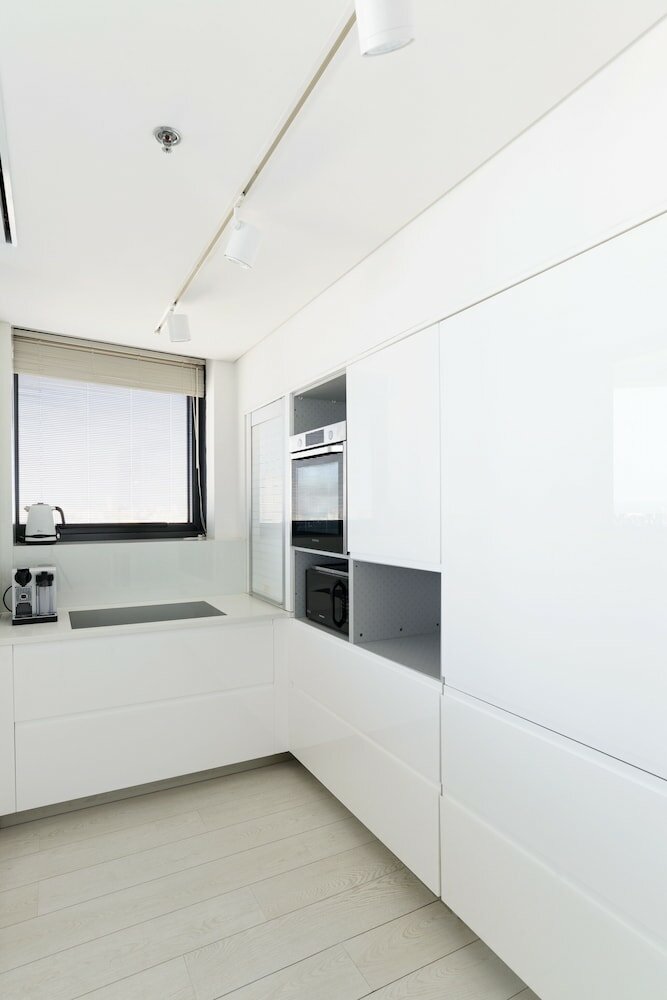 Фото Bat Yam Luxury with Terrace & Sea View