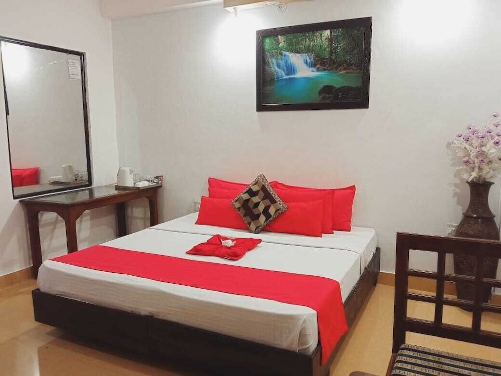 Фото Hotel Sheetal Tower