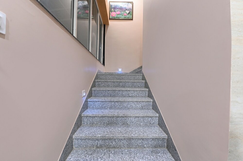 Фото FabHotel 7th Crossing