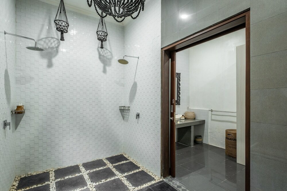 Фото Villa Qayana