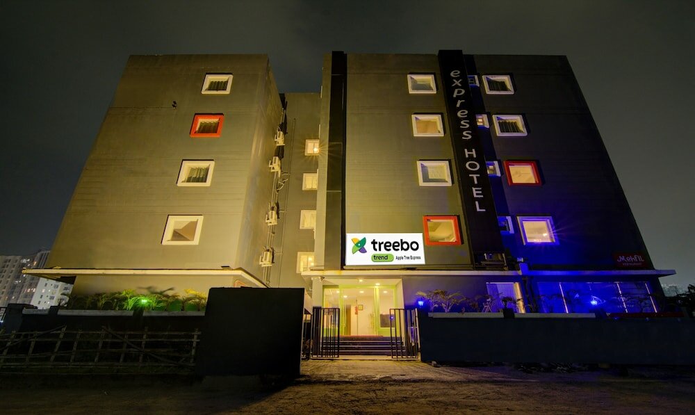 Фото отеля 1