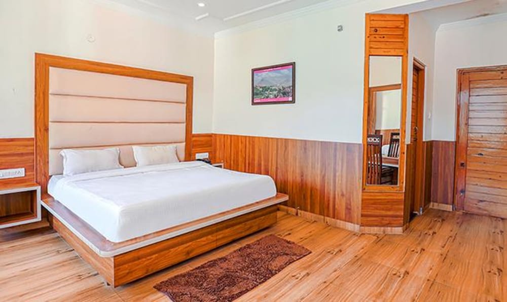 Фото Fabhotel Skylark