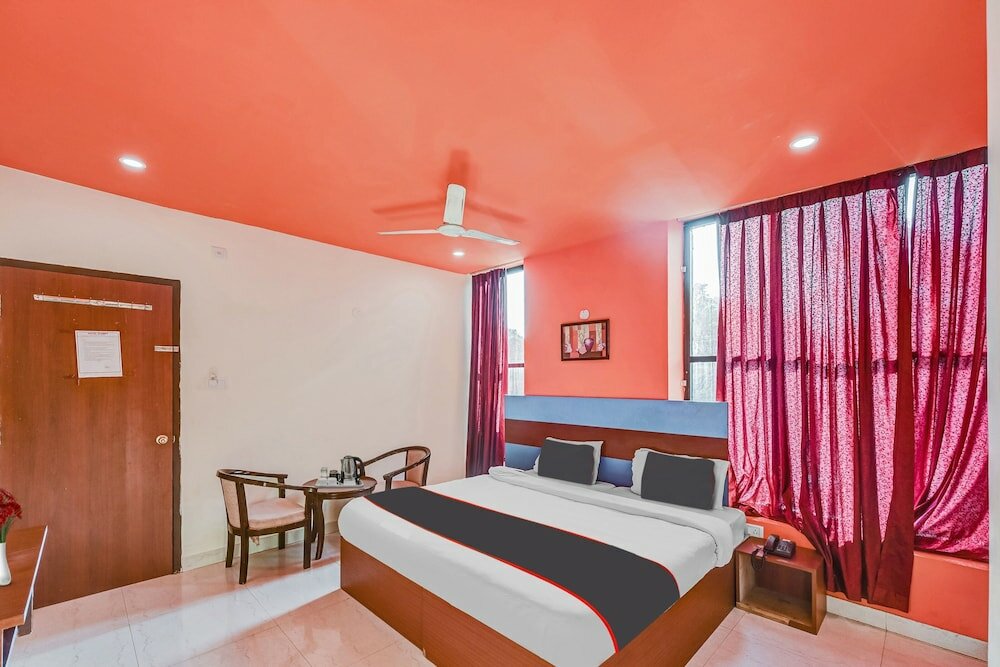 Фото Goroomgo Planet Bhubaneswar