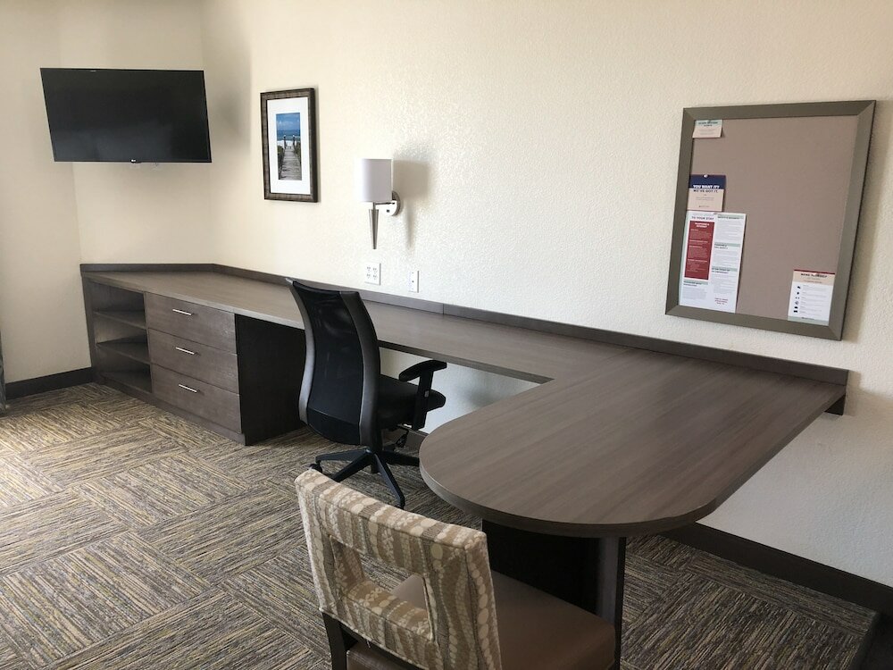 Фото Candlewood Suites Panama City Beach Pier, an Ihg Hotel