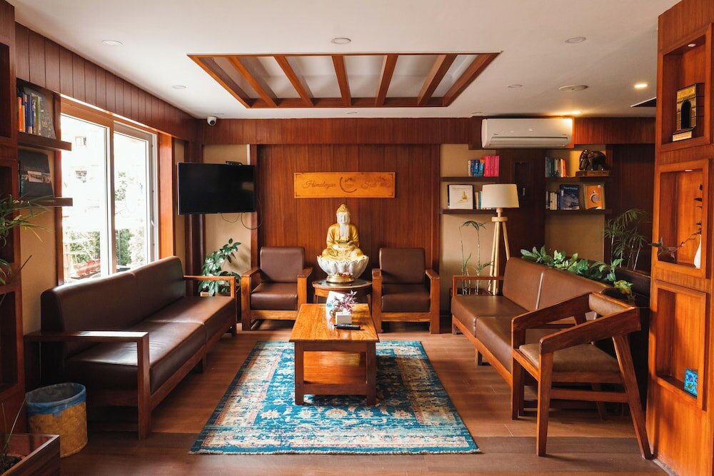 Фото Himalayan Suite Hotel
