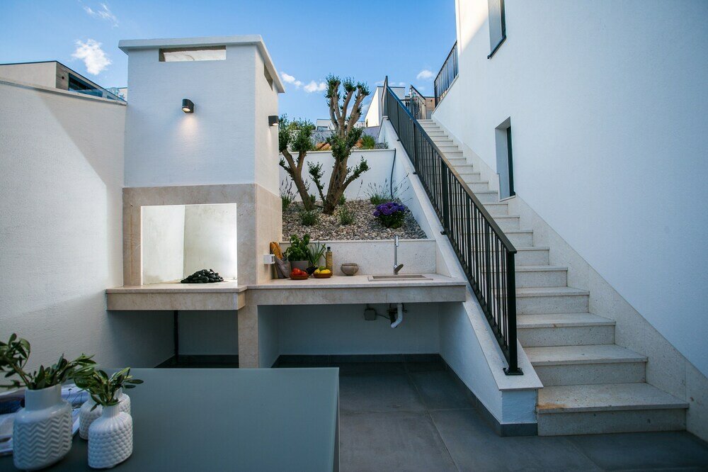 Фото The Olive Exclusive holiday home