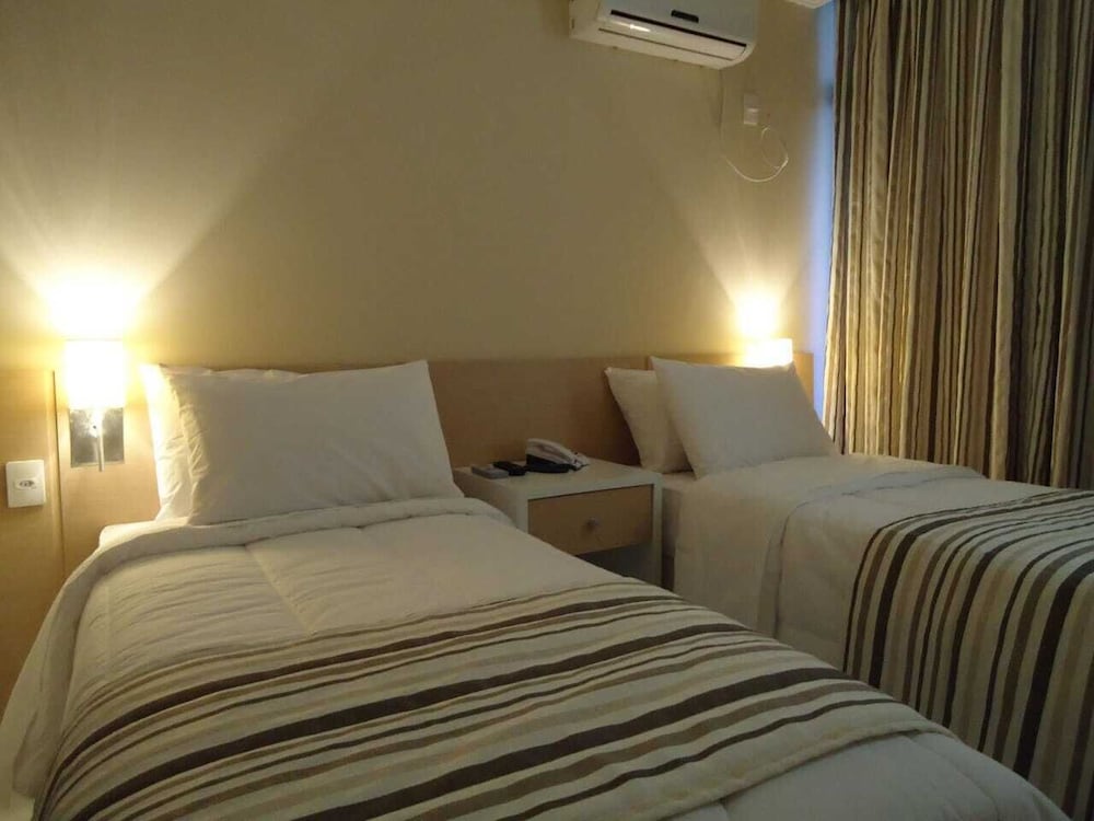 Фото Serra Plaza Hotel