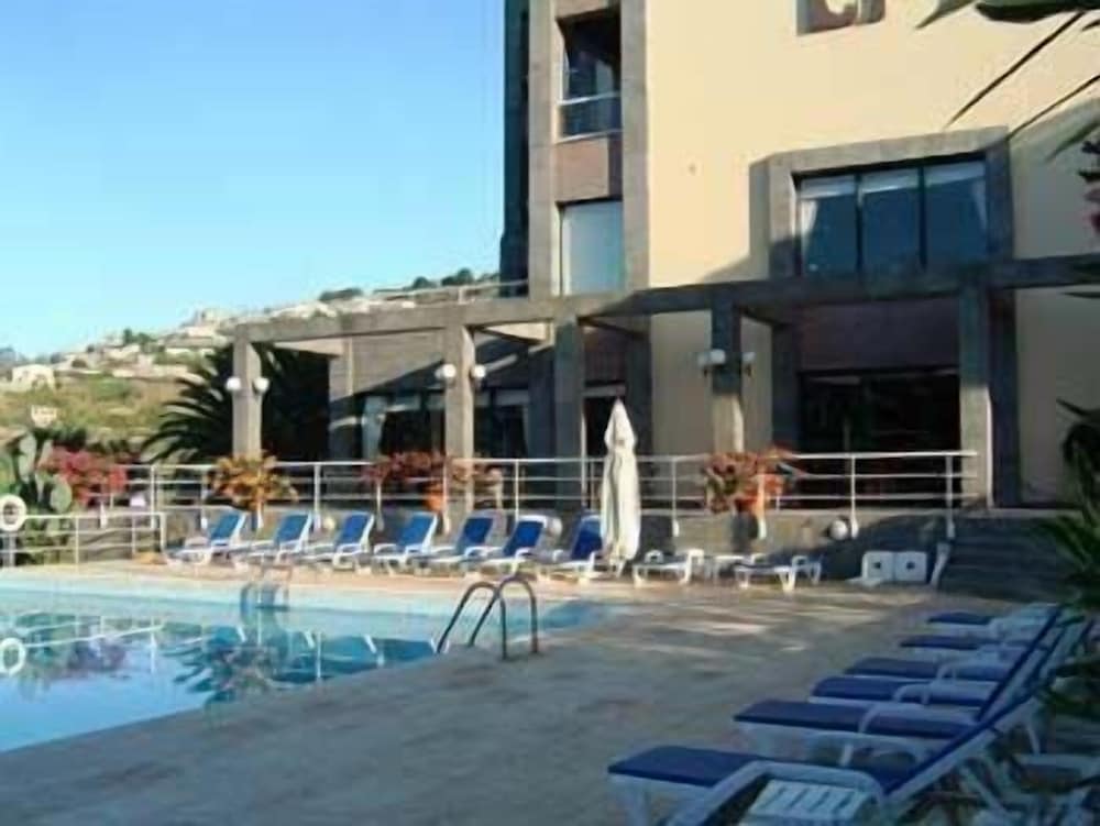 Фото Hotel Escola