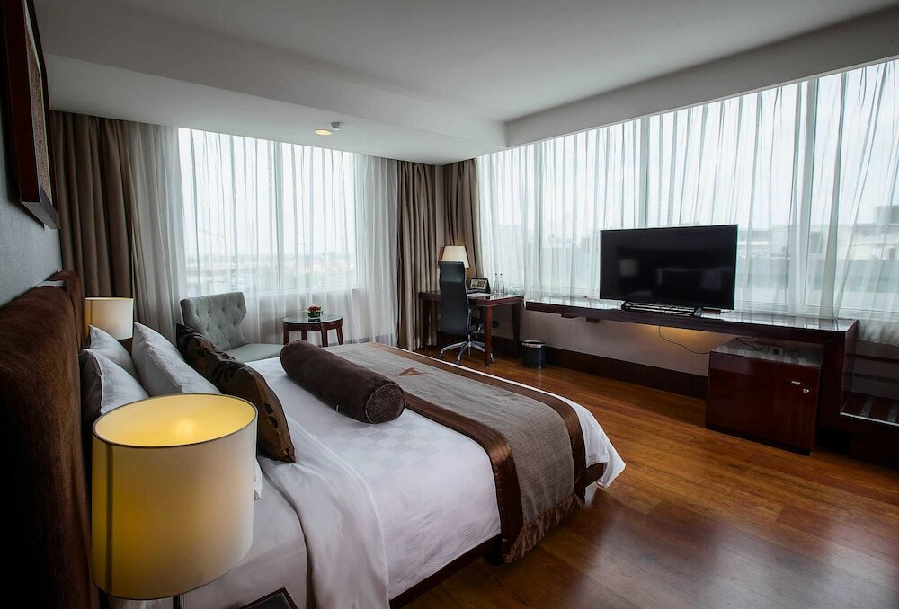 Фото The Arista Hotel