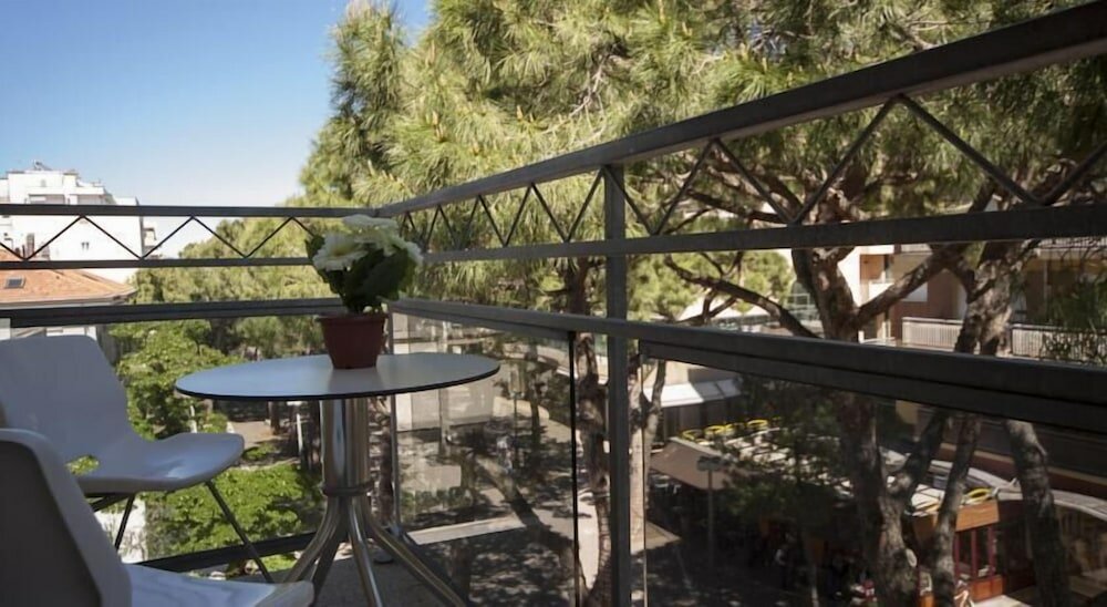 Фото Hotel Colombo