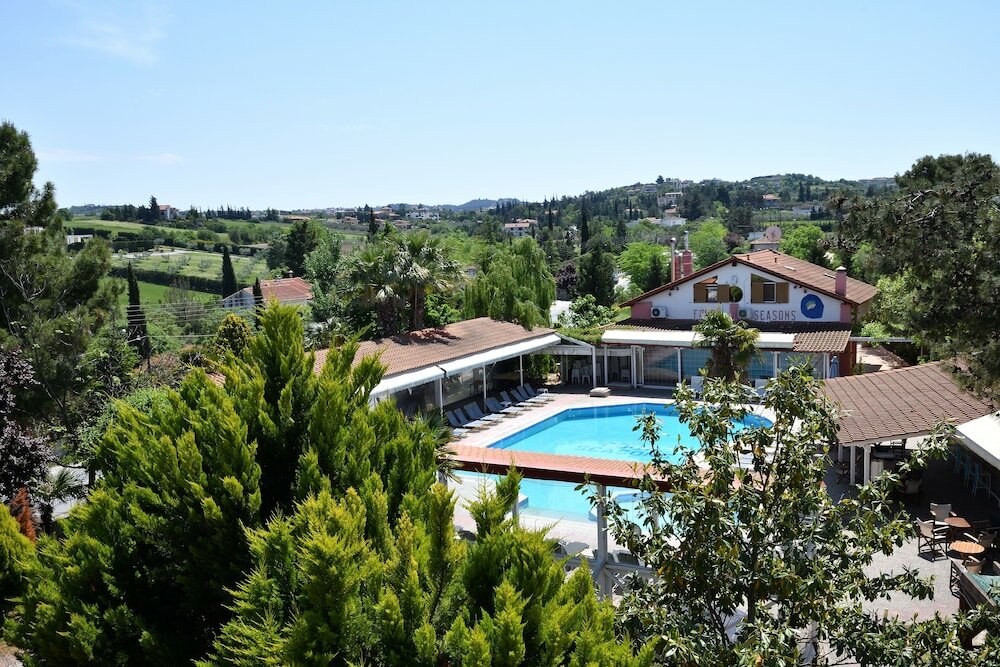 Фото Four Seasons Hotel