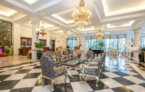 Гостиница Dalat Edensee Lake Resort & SPA