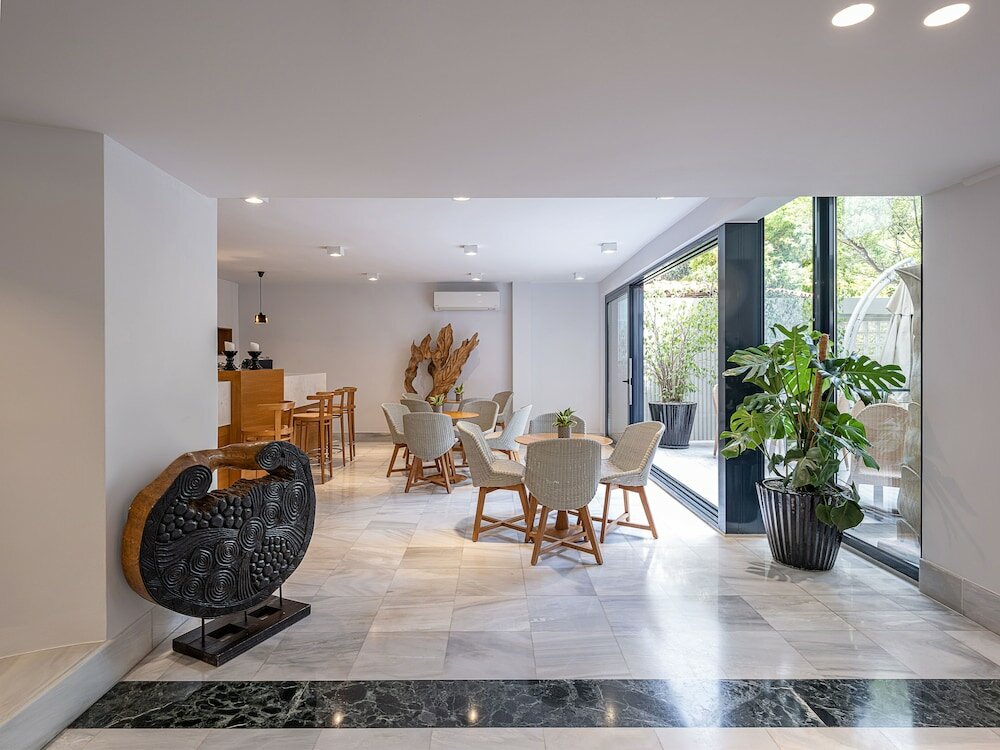 Фото Avra City Boutique Hotel