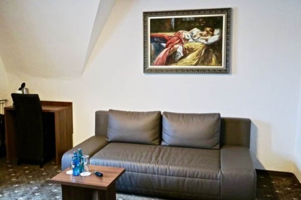 Фото Löwenbräu Köln Hotel & Restaurant