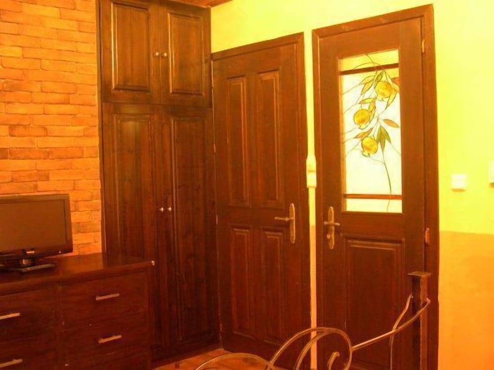 Фото Mythos Guesthouse