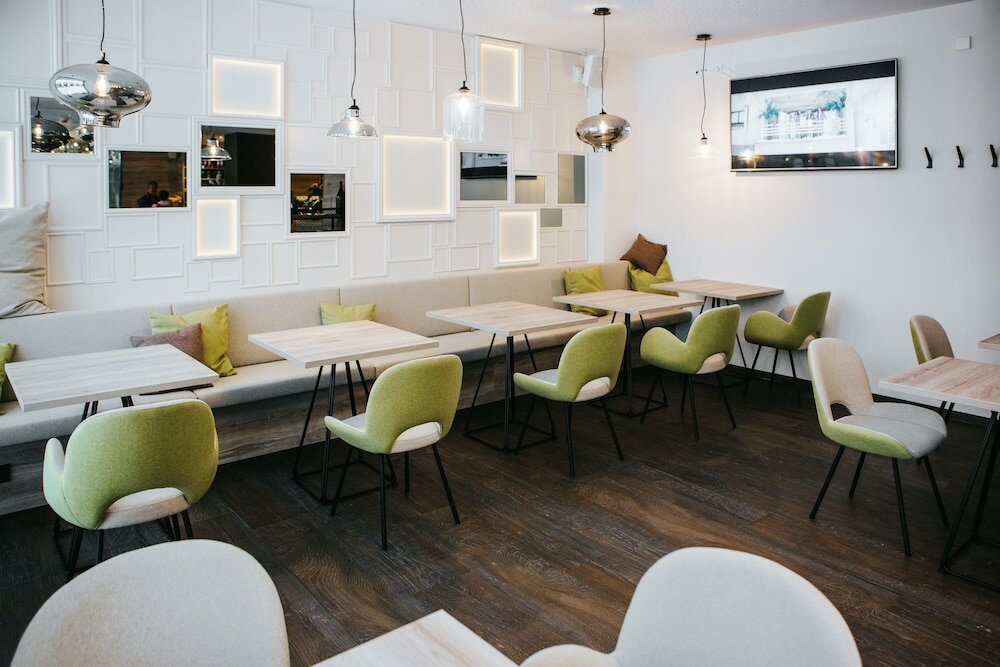 Фото Hotel Schwarzer Bär