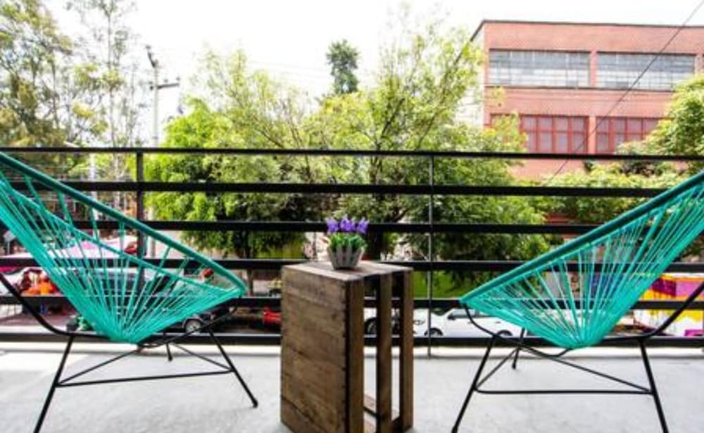 Фото Brand New Park Front Terrace Apartment