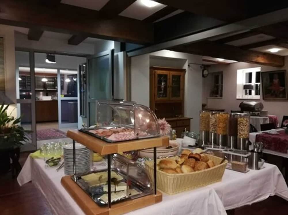 Фото Hotel-Restaurant Rössle