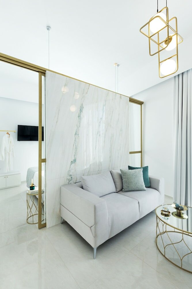 Фото Mirabile Luxury Suites