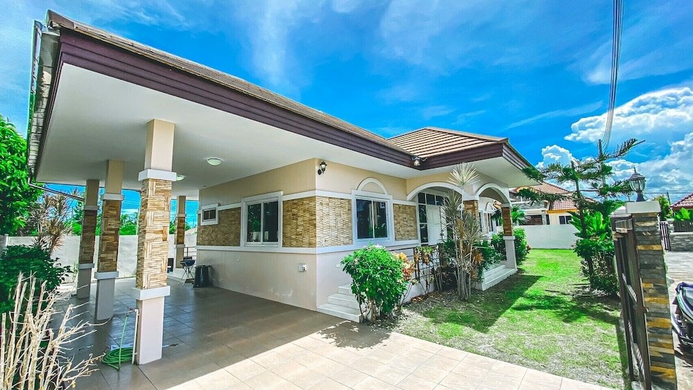 Фото The Amazia Pool Villa