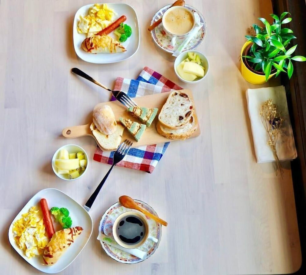 Фото Hillside Plot Inn