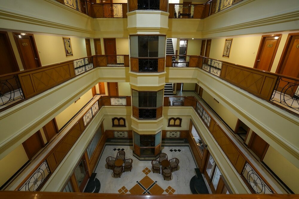 Фото отеля 2