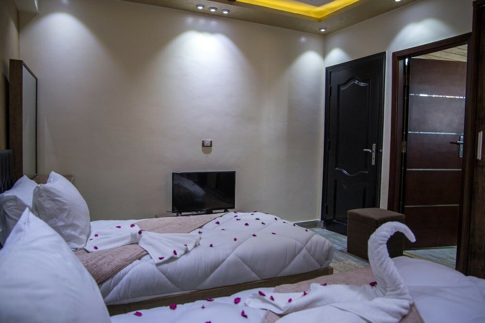 Фото New City Hotel