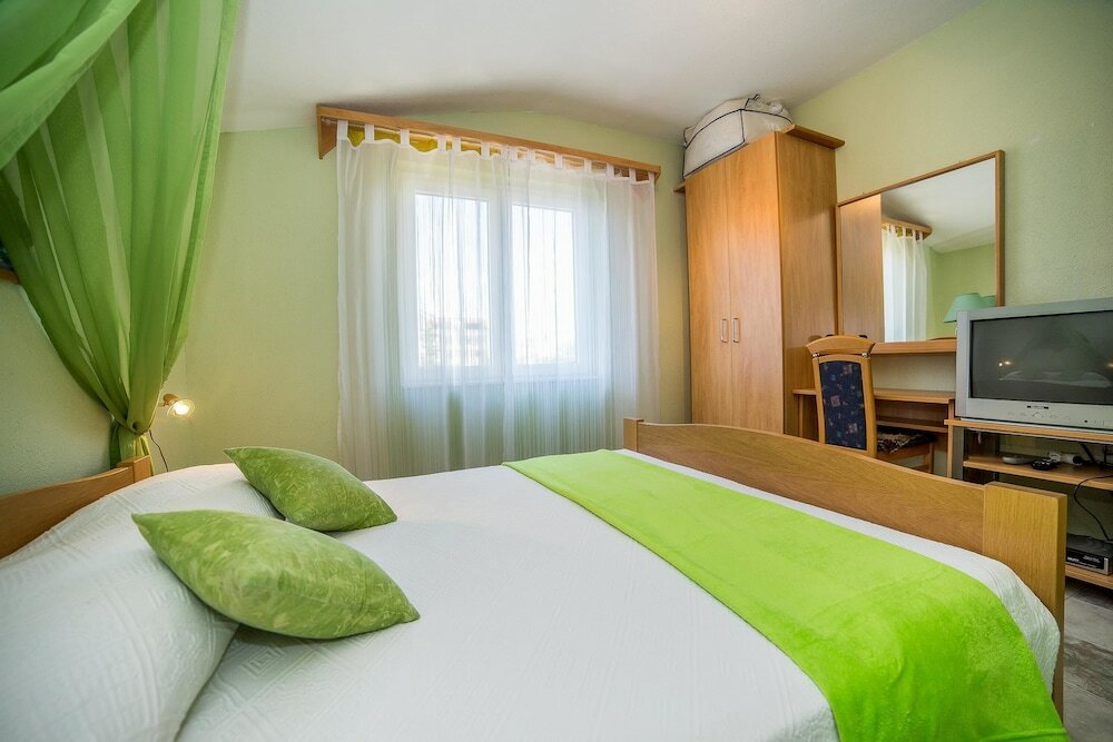 Фото Apartments Villa Mediteran