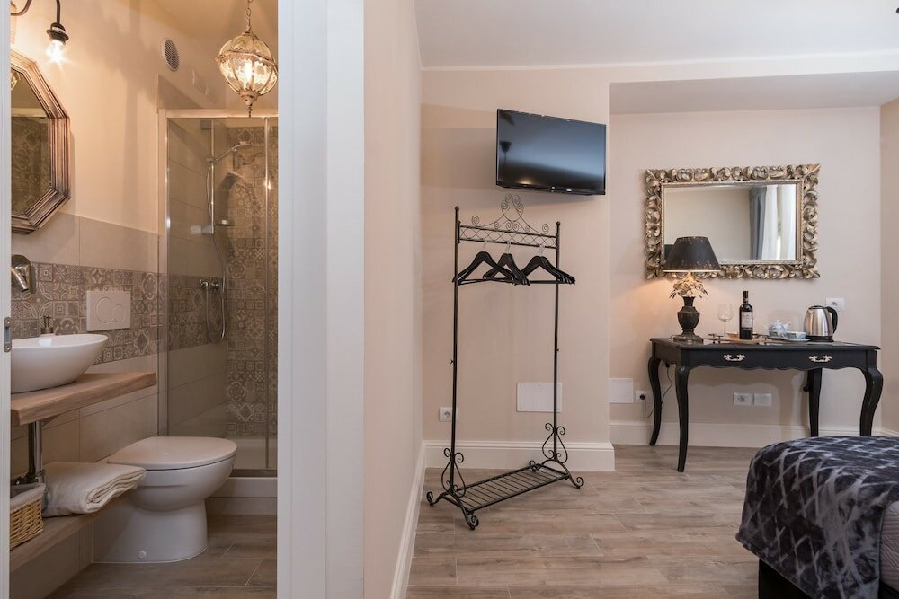 Фото Pistoia Luxury Suite