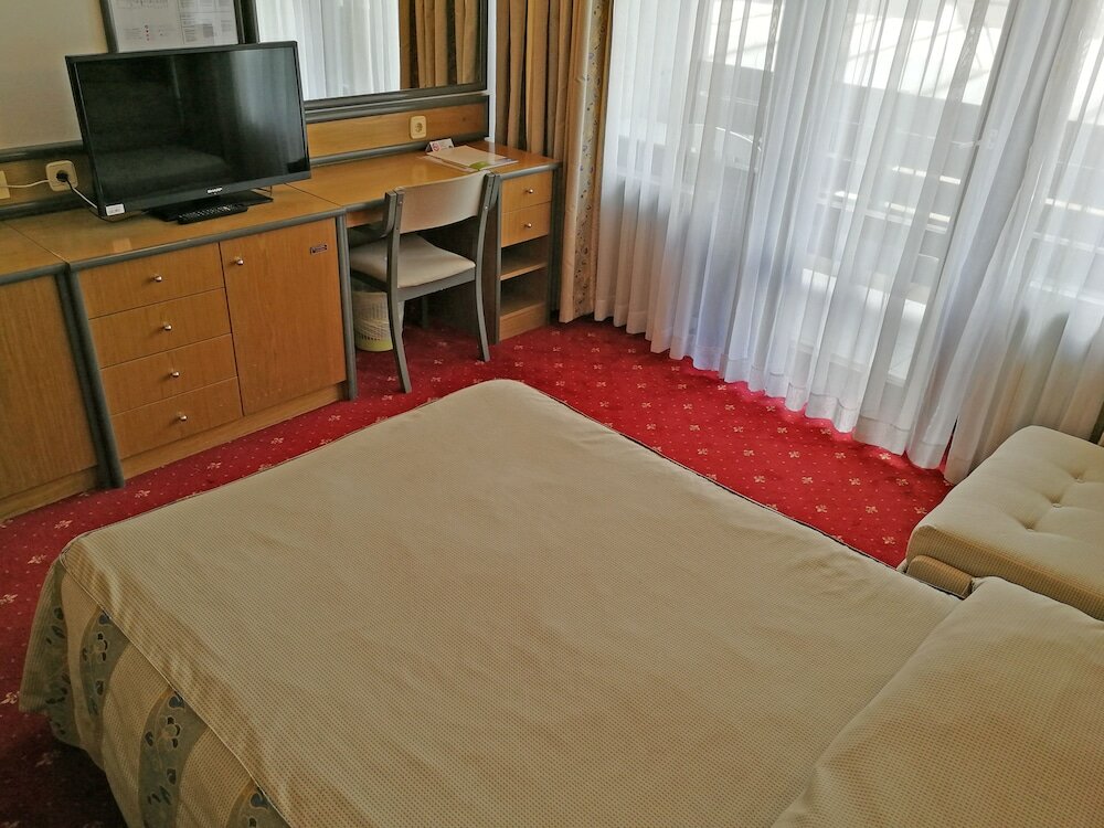 Фото Hotel Cerkno