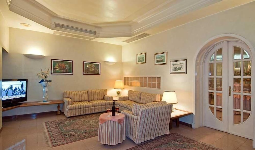 Фото Hotel Alba sul Mare