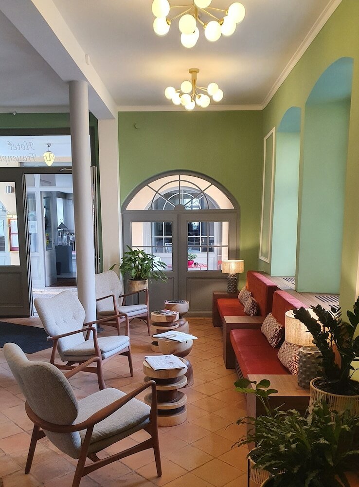 Фото отеля 2