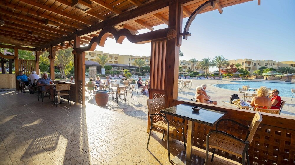 Фото Blend Elphistone Resort