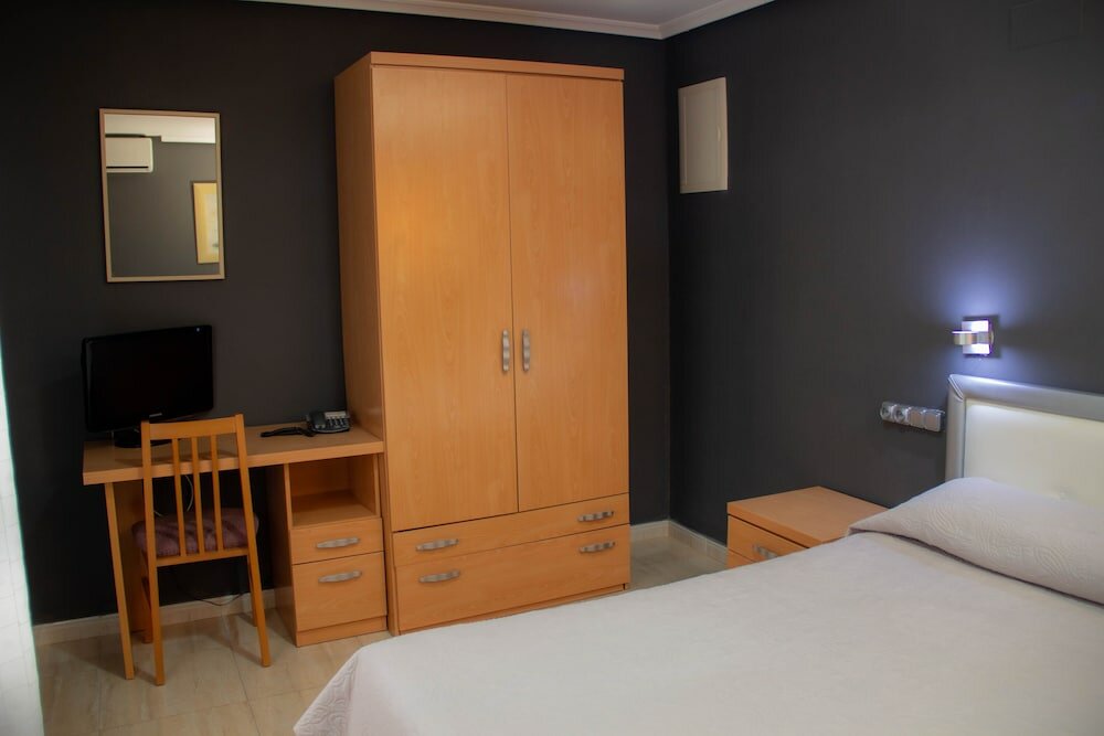 Фото Hostal Meseguer