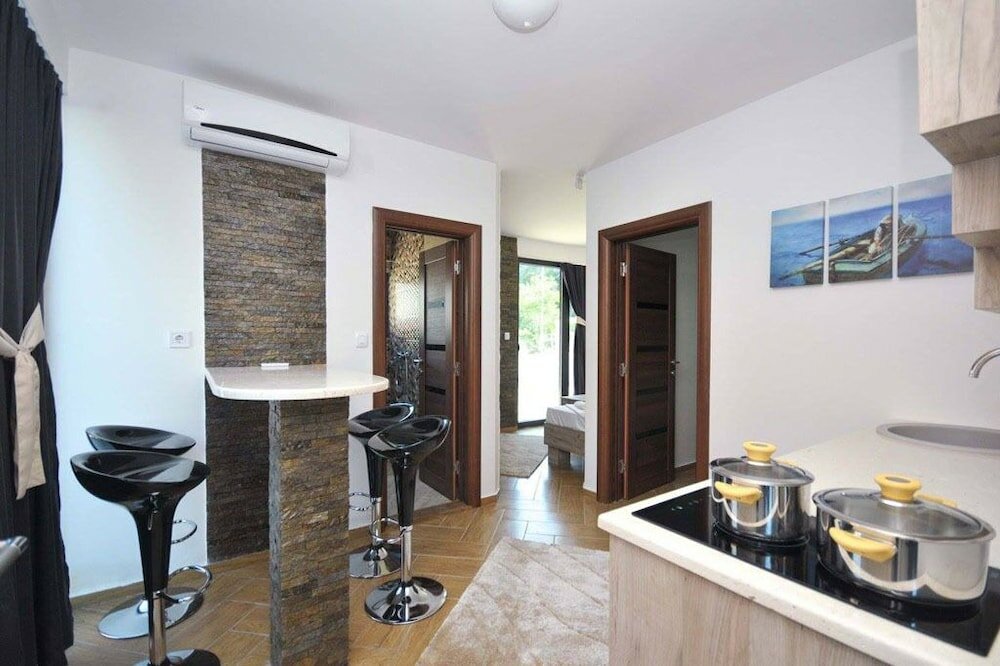 Фото Apartments Jadranski Biser